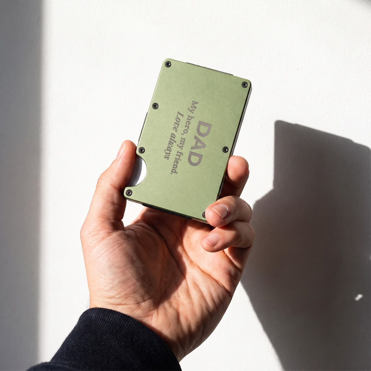 Engraved Metal Wallet – Dad